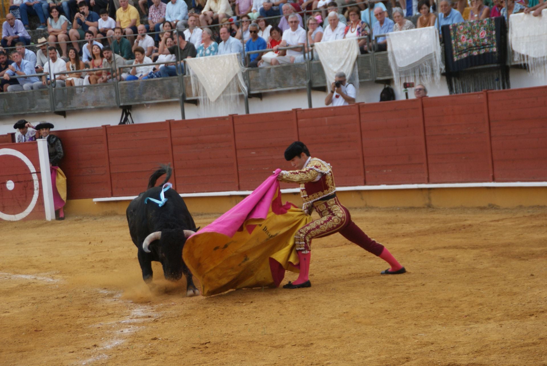 La gran corrida de toros de Priego, en imágenes