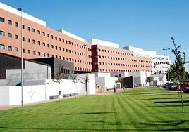 Herido el dueño de un taller de Bolaños de Calatrava (Ciudad Real) tras caerle encima una rueda de grandes dimensiones