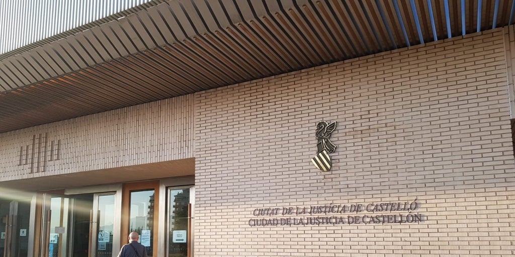 Acusan a una mujer de quedarse 500.000 euros de la indemnización por accidente de su marido enfermo