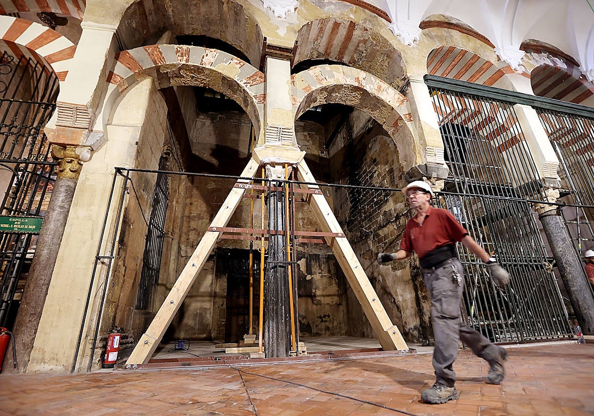 Los impactantes trabajos de emergencia en la Mezquita de Córdoba, en imágenes