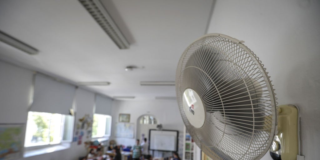 Se quedan desiertos casi cinco millones de las mejoras de climatización en colegios de Castilla-La Mancha
