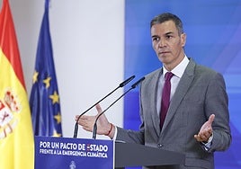 Sánchez insiste en atacar a los jueces en una entrevista en 'The Guardian': «Están haciendo política y esa es una realidad a la que nos enfrentamos»