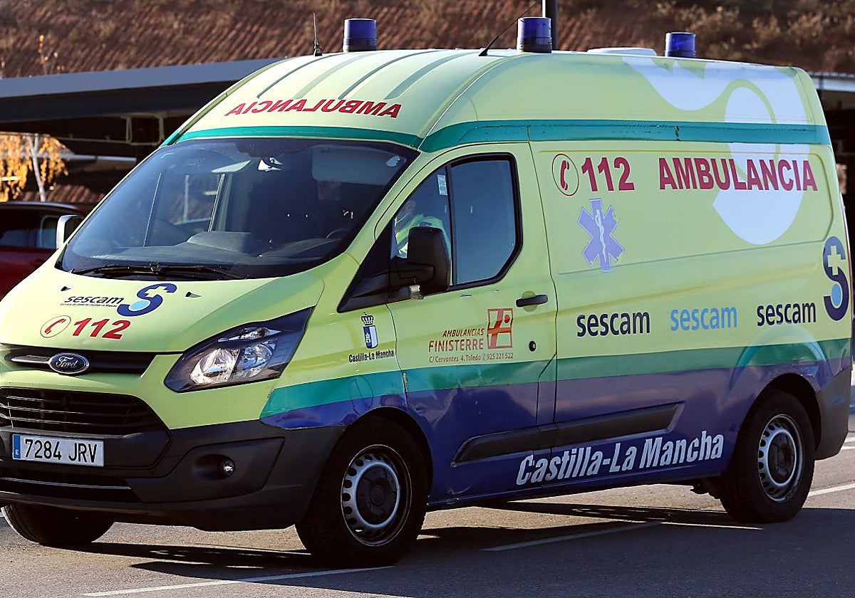 Una ambulancia de soporte vital básico trasladó a los afectados al centro de salud
