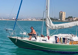 Extraño hallazgo en alta mar: el navegante británico James Nunan sigue desaparecido tras aparecer su velero a la deriva con su perra a bordo