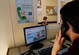 El Teléfono de la Esperanza de Toledo recibe 105 llamadas con riesgo de conducta suicida en el primer semestre