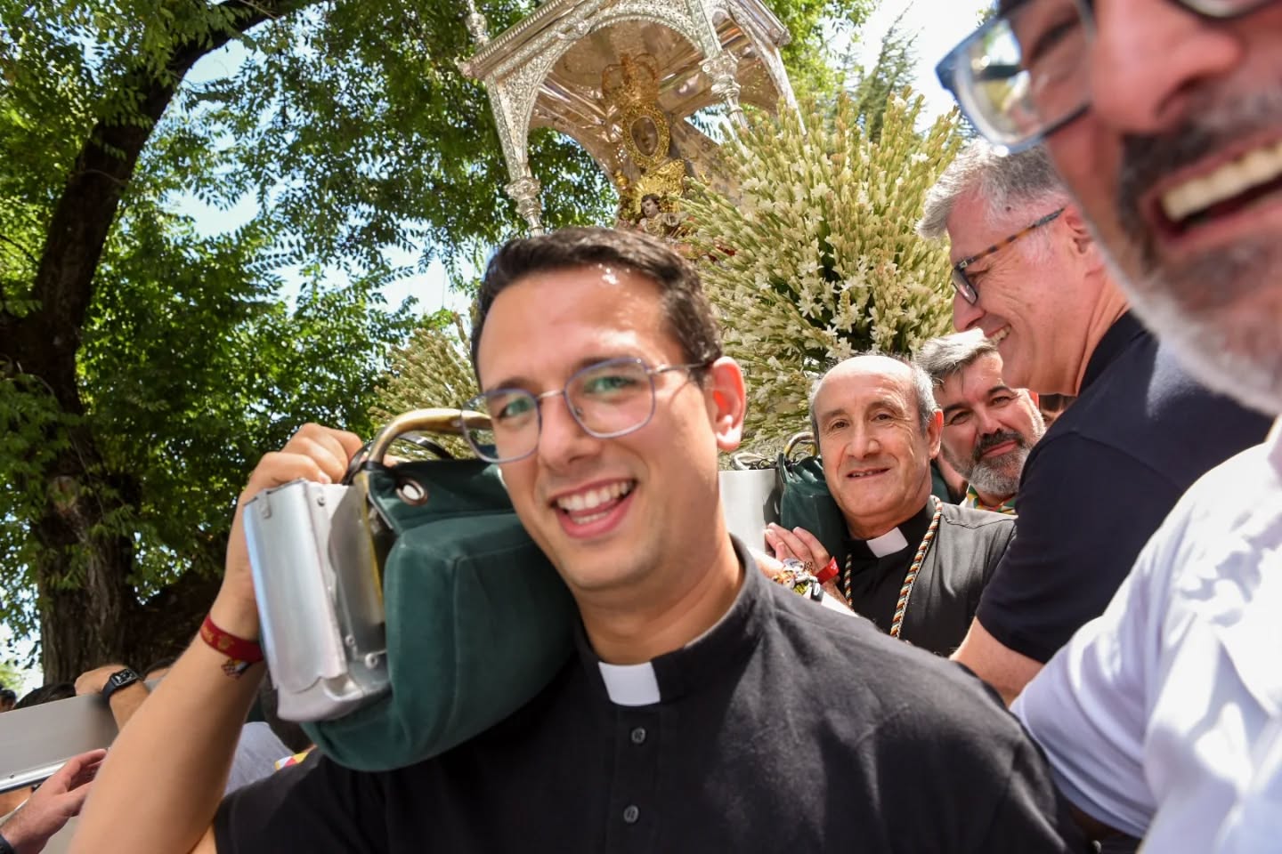 La emocionante &#039;Bajá&#039; de la Virgen de la Sierra de Cabra, en imágenes