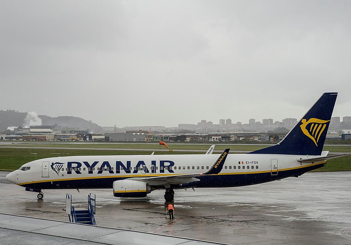 Estas son las rutas que Ryanair ha eliminado desde el aeropuerto de Santander: ya no podrás viajar a estas ciudades