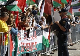 El PP acusa al Gobierno de «normalizar el entorno de ETA» por el apoyo de Sumar a las protestas en la Vuelta