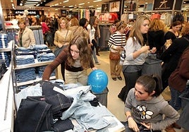 Primark busca personal para trabajar 8 horas a la semana en Córdoba