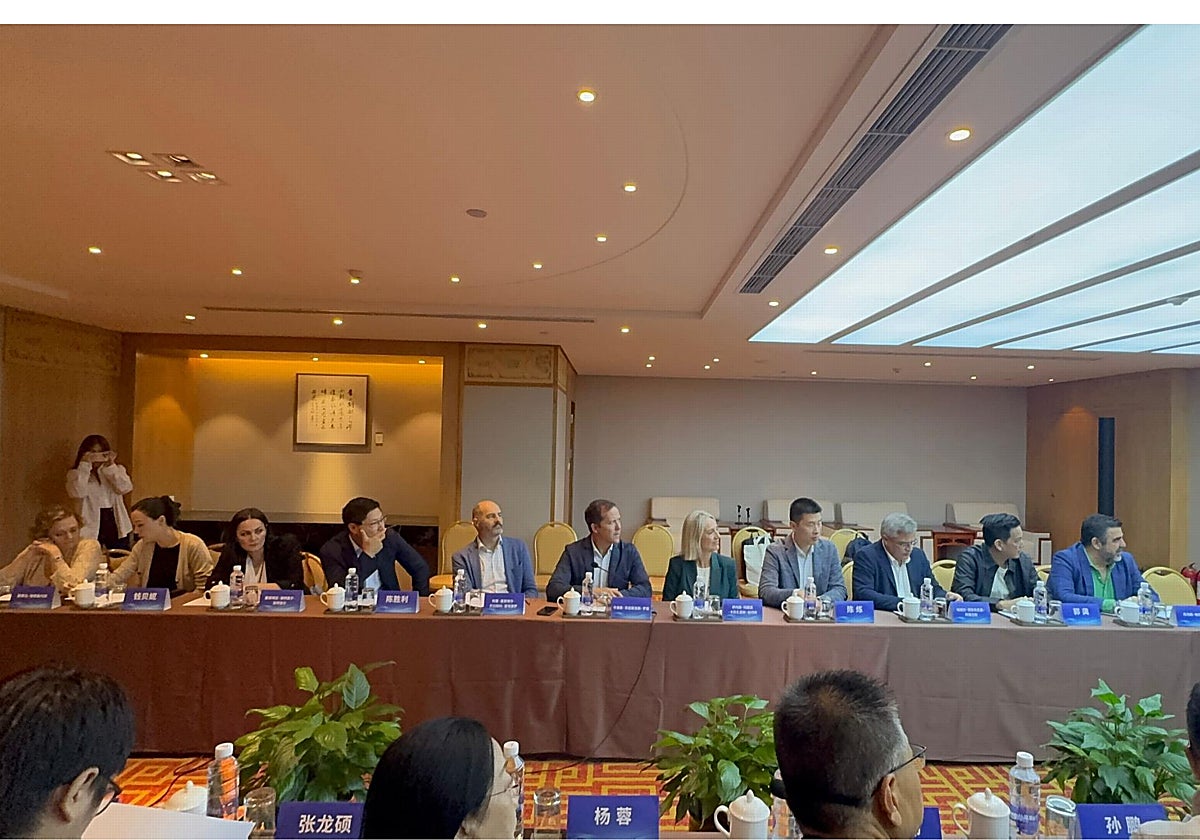 La delegación de Toledo en China, con el alcalde, Carlos Velázquez, a la cabeza