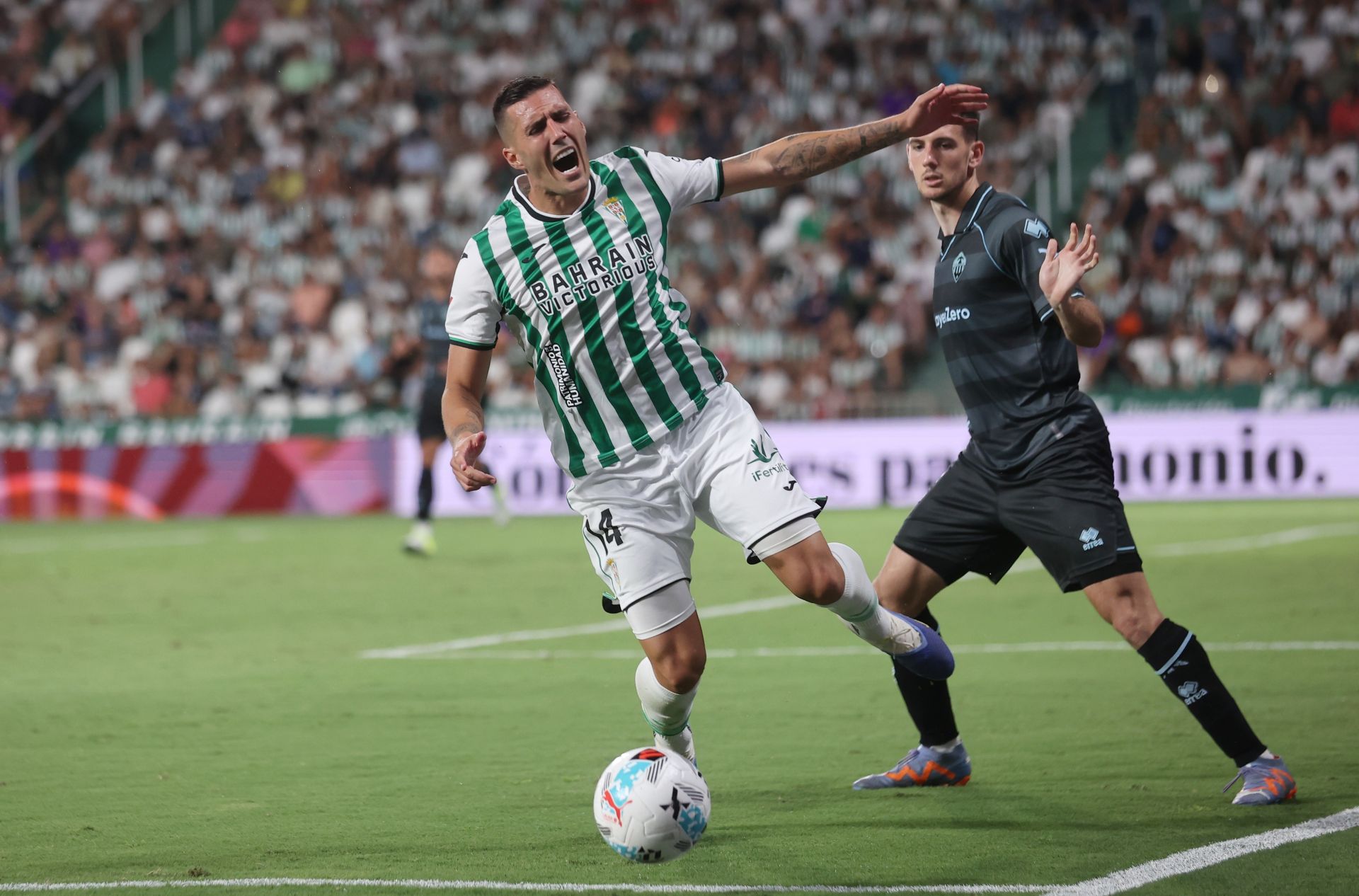 La inmensa alegría del primer triunfo del Córdoba CF esta temporada, en imágenes