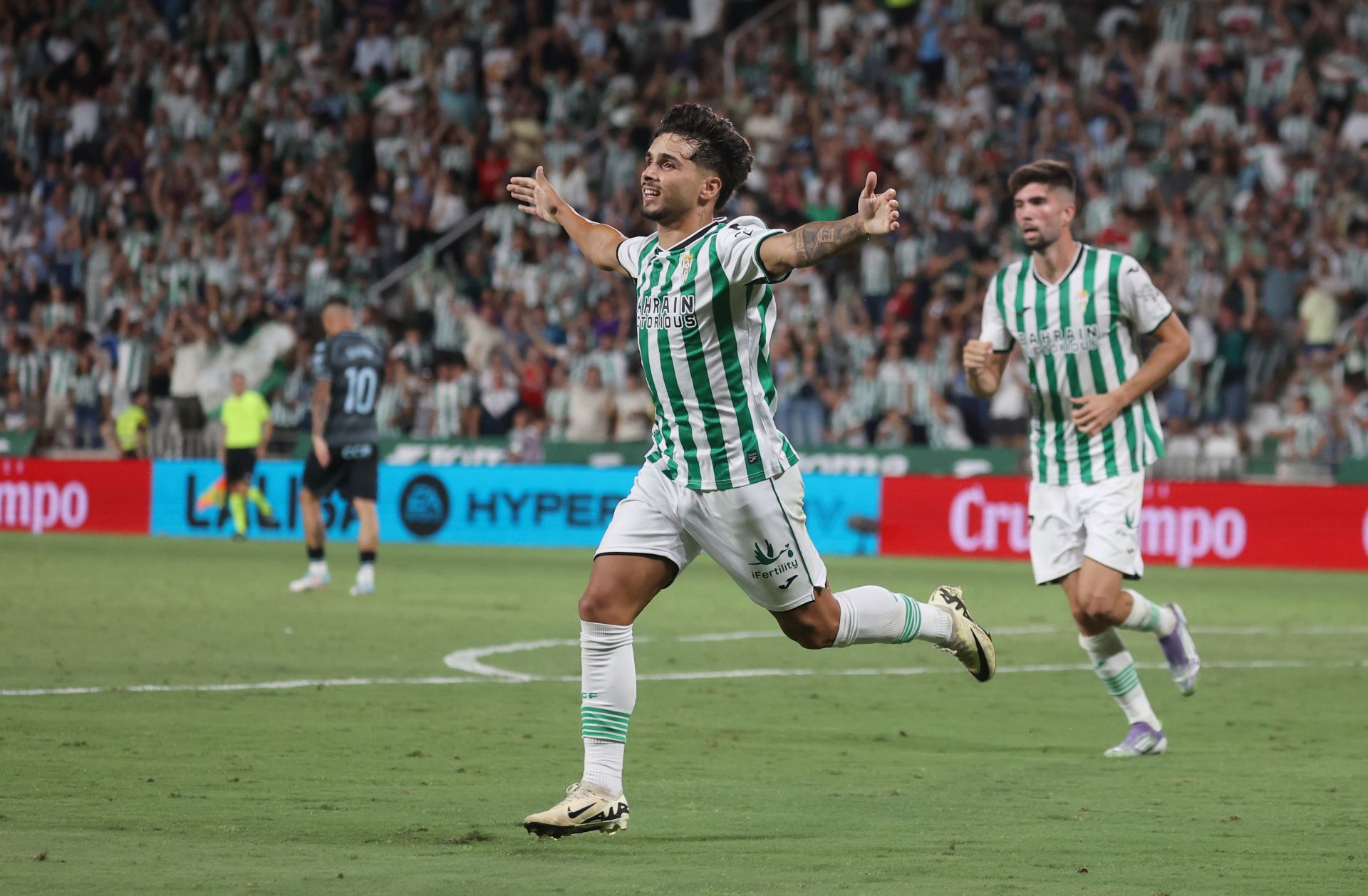 La inmensa alegría del primer triunfo del Córdoba CF esta temporada, en imágenes