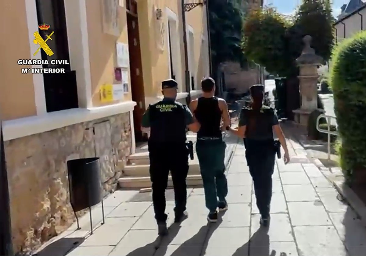 El joven de 20 años acusado de amenazar de muerte a su madre con un arma blanca en Lerma (Burgos)