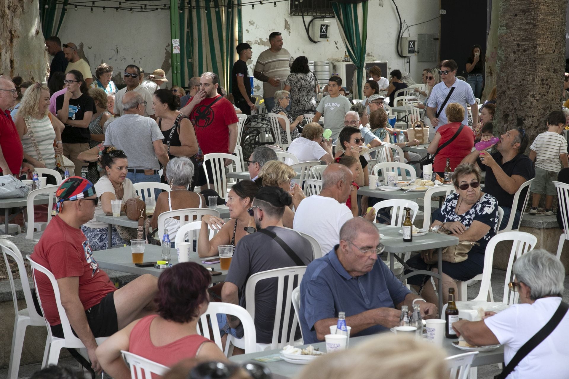 La tradicional &#039;sardiná&#039; de la Velá de la Fuensanta de Córdoba, en imágenes