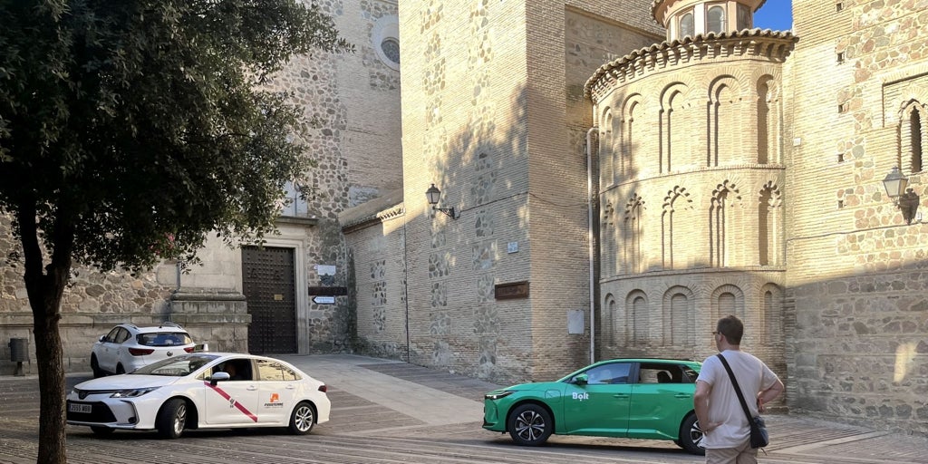 Los taxistas de Toledo, en pie de guerra contra Bolt: «Hacen lo que les da la gana y nos insultan»