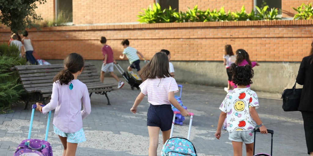 La provincia de Toledo inicia el curso con 141.956 alumnos, 1.983 más, que llenarán las aulas de 570 centros educativos