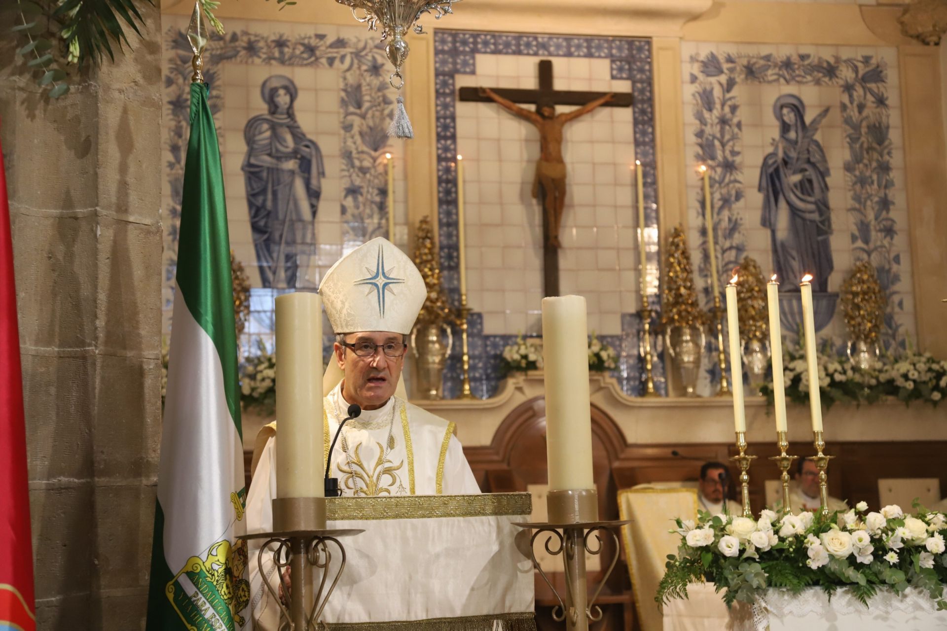 La solemne misa del obispo de Córdoba ante la Patrona en el santuario de la Fuensanta, en imágenes