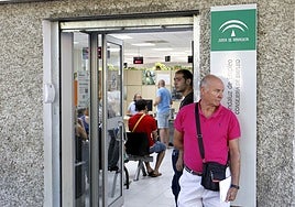 Los parados de muy larga duración crecen en Córdoba y son ya uno de cada tres desempleados