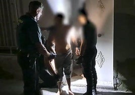 Secuestran y torturan a un joven en Puerto Serrano por un asunto relacionado con el tráfico de drogas