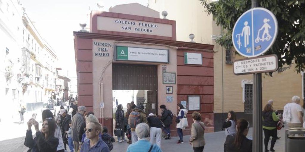 Vuelven al colegio en Andalucía más de 700.000 pequeños de Infantil, Primaria y Educación Especial
