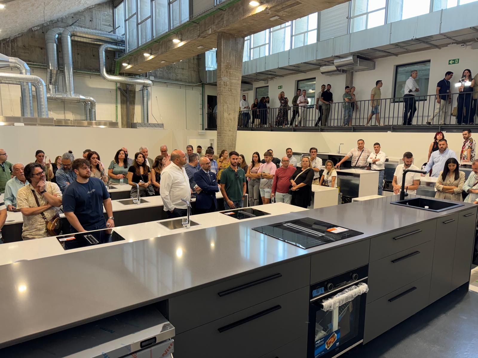 La presentación del centro de formación de Paco Morales en Córdoba, en imágenes