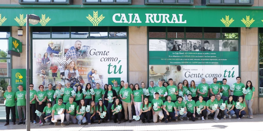 La plantilla de Caja Rural de Zamora celebra el Día Solidario en favor de los afectados por los incendios forestales