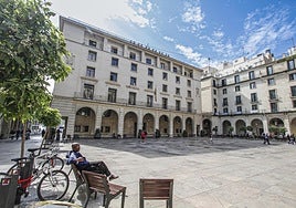 Perdonan la deuda a un hombre que llegó a dormir en la calle tras perderlo todo por una estafa de internet