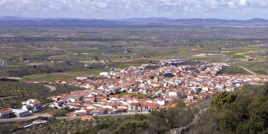El pueblo más barato de Extremadura para comprar una casa en 2025: 20.000 euros y 159 metros cuadrados
