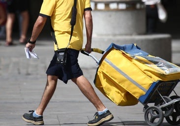 El empleado de Correos acusado de infidelidad en la custodia de documentos acepta dos años de cárcel