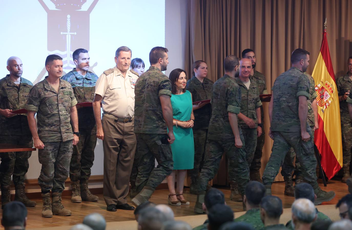 La entrega de medallas a la Brigada &#039;Guzmán el Bueno&#039; de Cerro Muriano, en imágenes