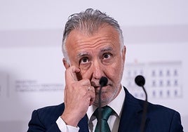 El Gobierno solo ha sacado de Canarias en un mes a 93 de los 4.000 menores comprometidos a reubicar