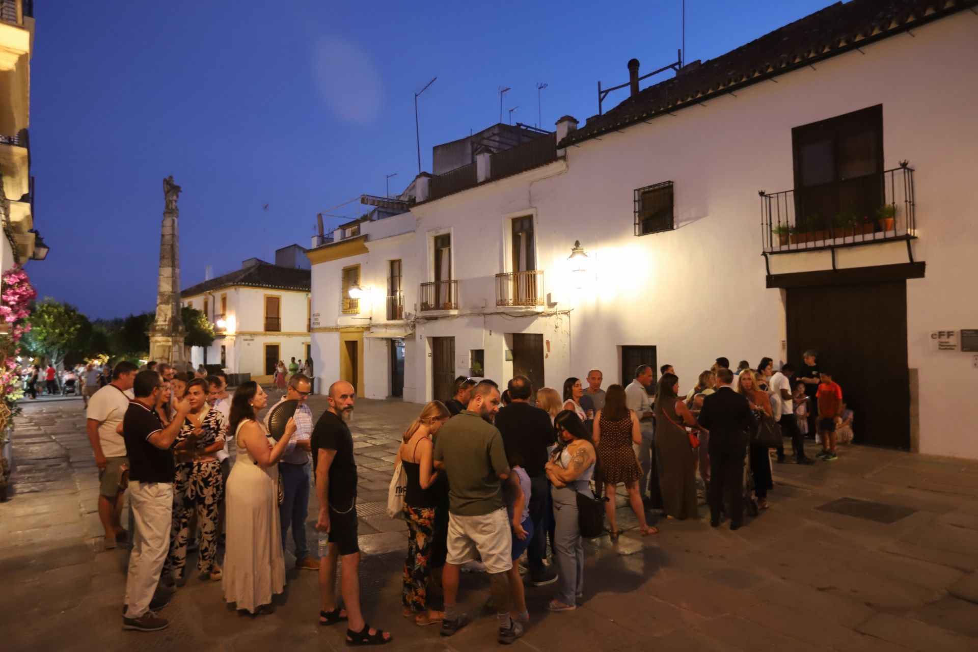 La Noche del Patrimonio llena las calles y monumentos de Córdoba, en imágenes