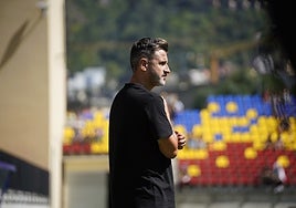 Iván Ania, tras la derrota en Andorra: «Con los cambios en vez de mejorar, empeoramos. Si no metes, te expones»