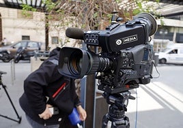 La televisión valenciana investiga la «sustracción» del audio inédito del Cecopi de la dana emitido por RTVE