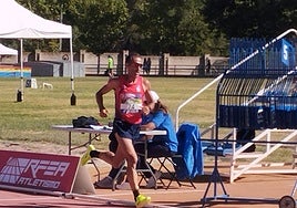 El atleta toledano Pedro Vega, campeón de España de 10.000 metros lisos en Alcobendas