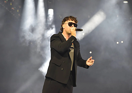 Quevedo arrasa en Málaga: 20.000 personas se rinden al fenómeno canario