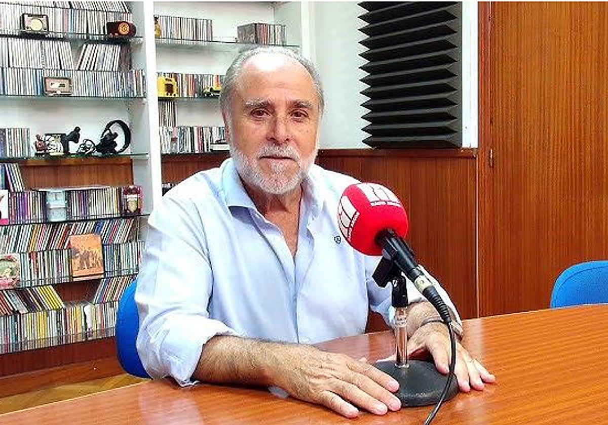 Leopoldo Pérez, en una entrevista en Radio Arcos