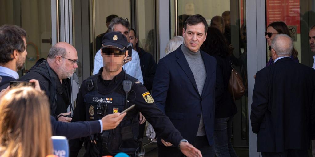 Día D para el hermano de Pedro Sánchez: encara el banquillo y una posible pena de tres años de cárcel