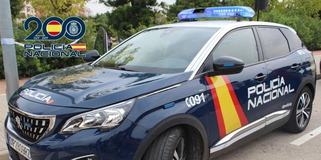 Muere un niño de dos años en La Coruña enredado con los tiradores de un estor