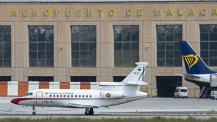El Falcon en Málaga antes de despegar para Madrid