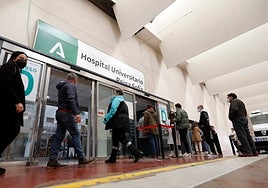 Las listas de espera para operarse en el Hospital Reina Sofía de Córdoba suben en más de dos mil pacientes en el último año