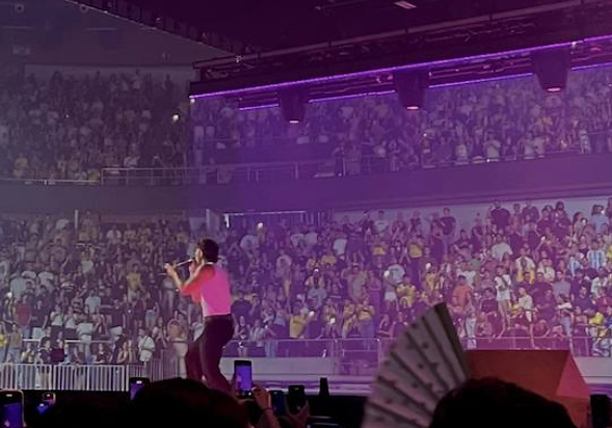 Miles de fans disfrutan del concierto de Quevedo en Málaga