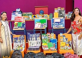 Las cofradías de Córdoba donan material escolar a familias necesitadas para la vuelta al cole