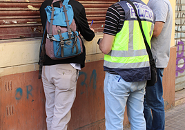 Detenidas dos mujeres por robar con violencia a un hombre tras salir de fiesta en Valencia