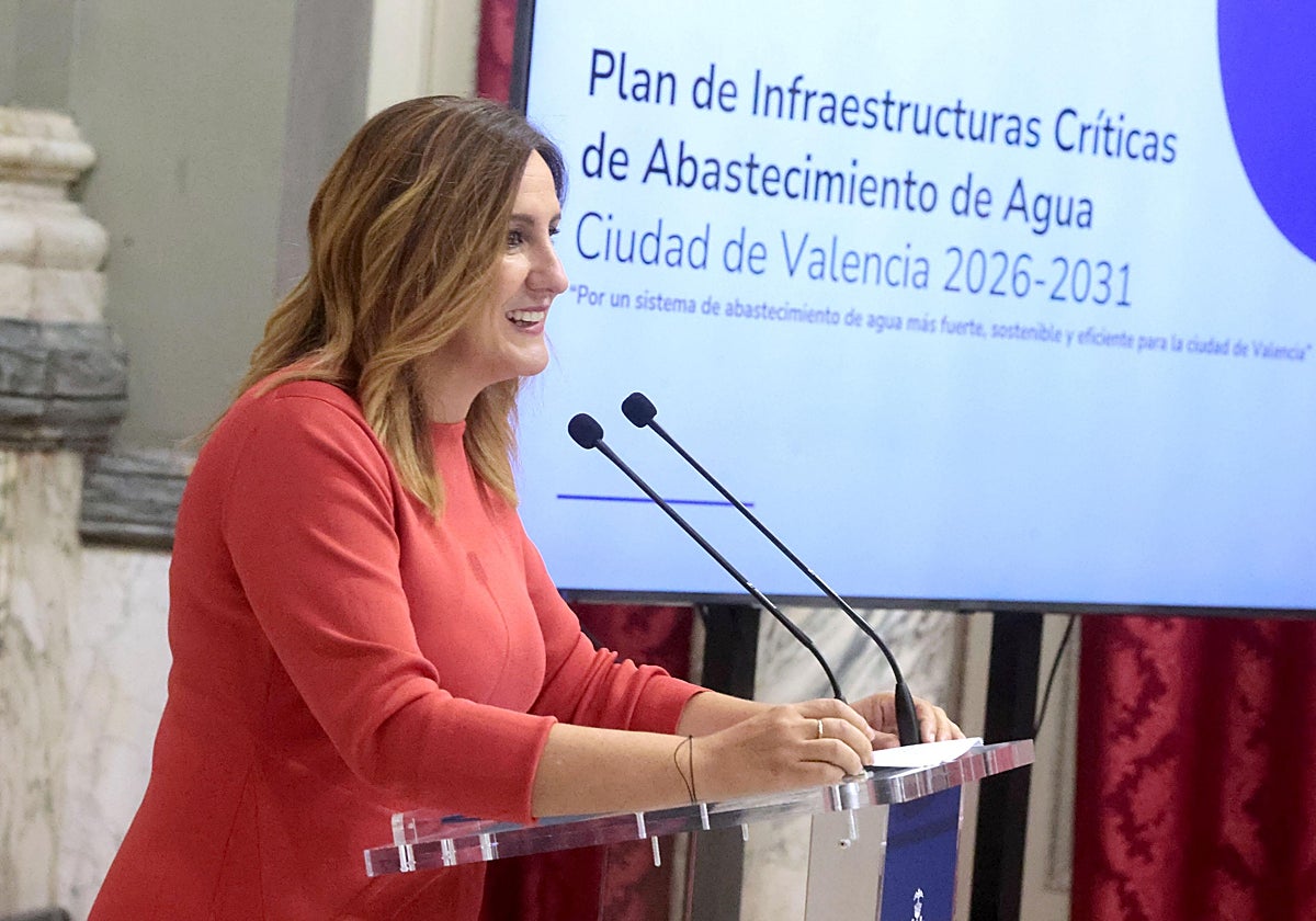 Imagen de la alcaldesa de Valencia durante la presentación del Plan