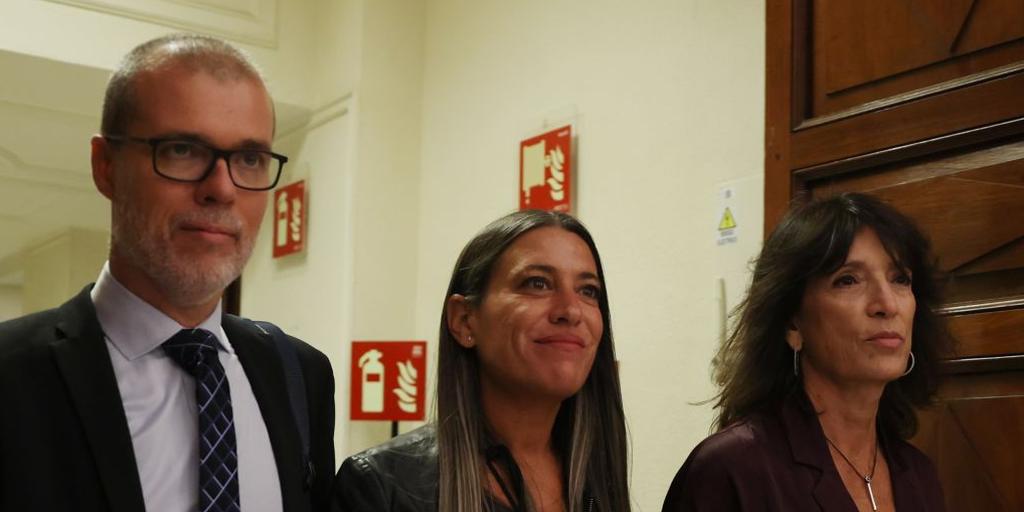 El PSOE recula ahora con la imposición del catalán en las empresas