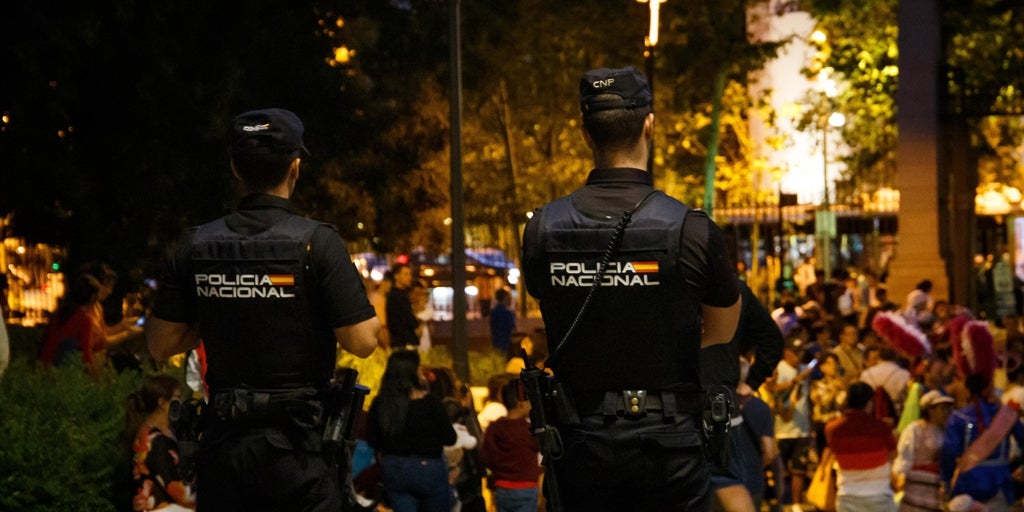 Persecución y tiroteo en Retiro: un hombre intenta embestir a la Policía tras robar una furgoneta en Puente de Vallecas