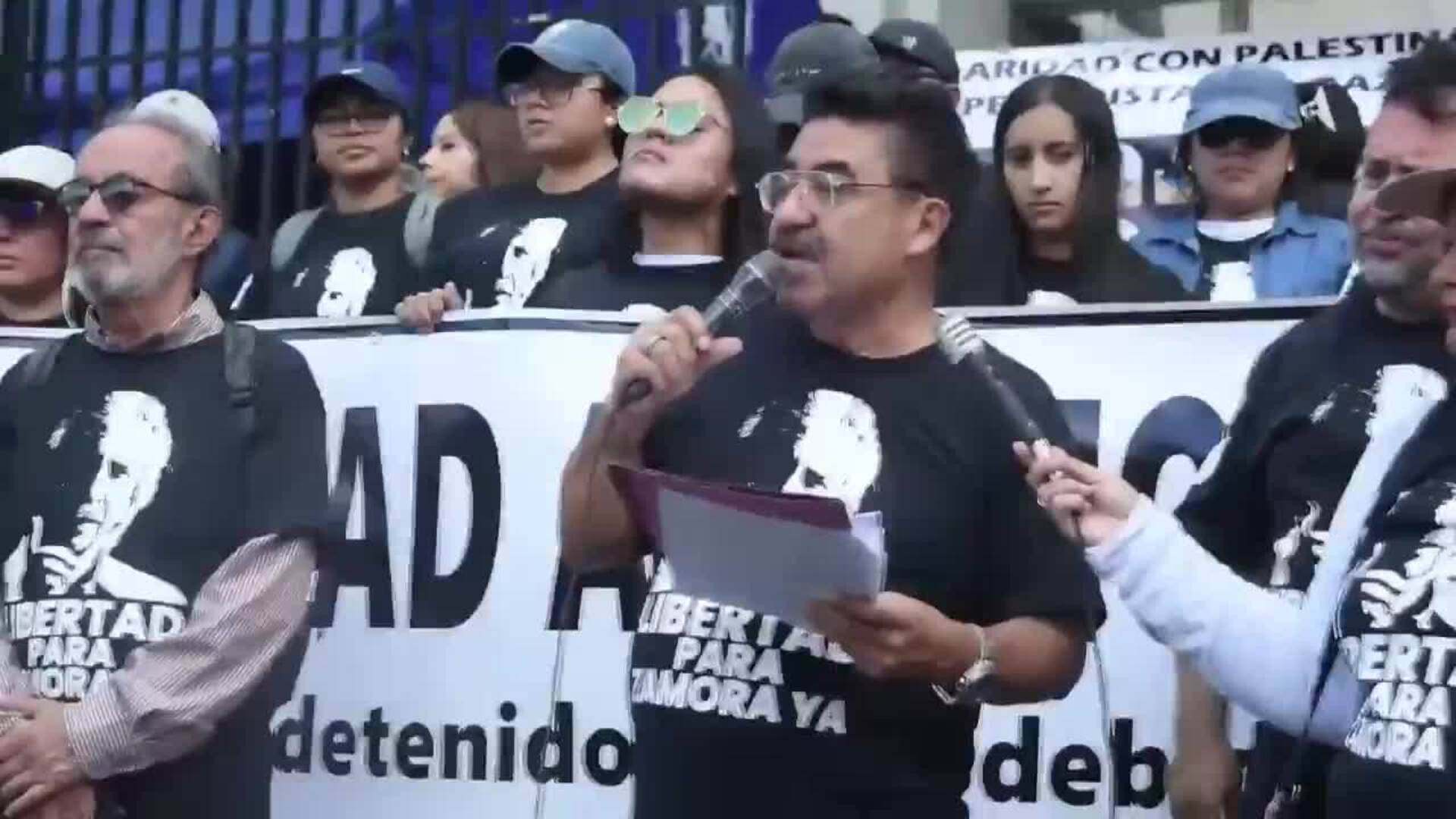 Periodistas y activistas exigen al Supremo de Guatemala la libertad de José Rubén Zamora