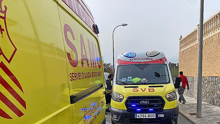 Muere un motorista de 60 años al chocar con un camión en Alicante