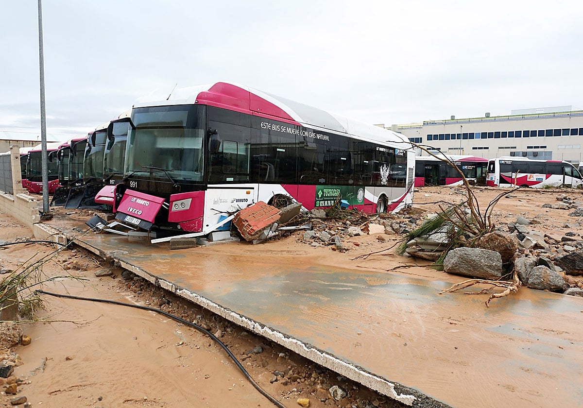 La dana en Toledo se llevó por delante parte de la flota de los autobuses urbanos